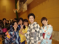 京都の新風館でのライブに、浴衣着用を勧めました。
